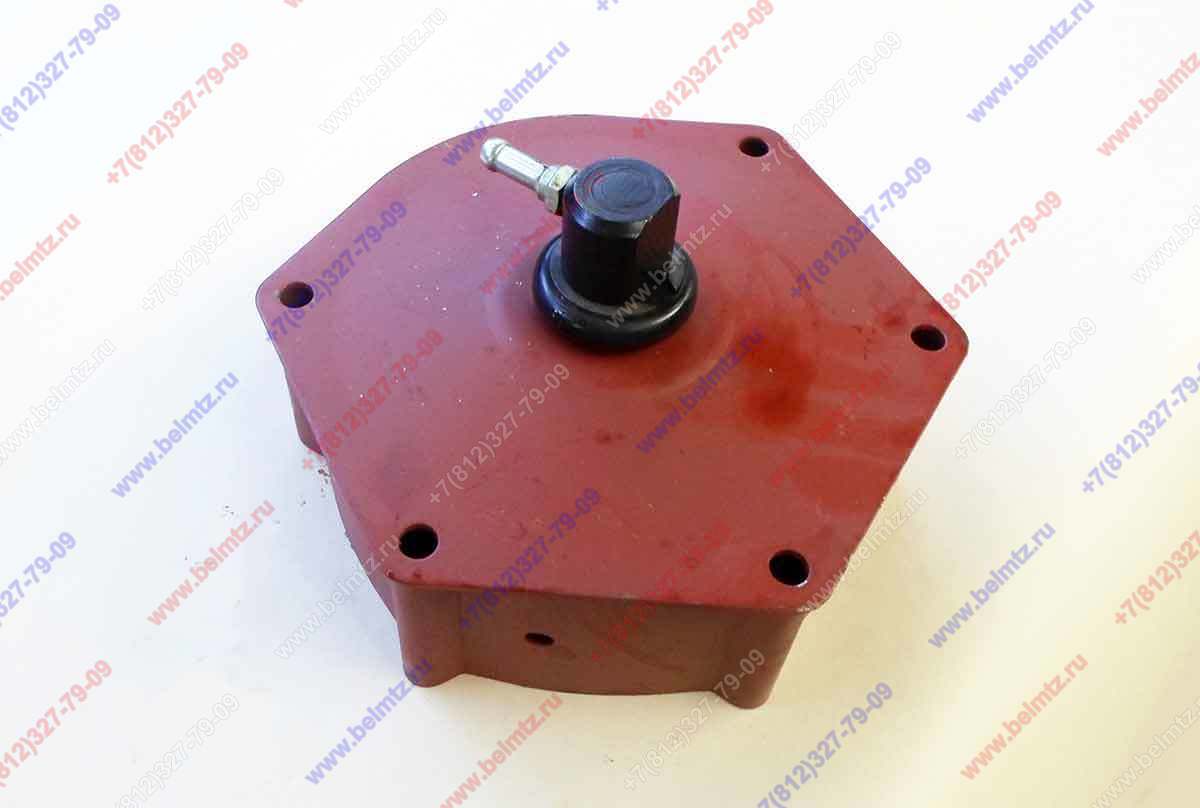 82Р-2409050-02 Переходник кожуха мех.блокировки